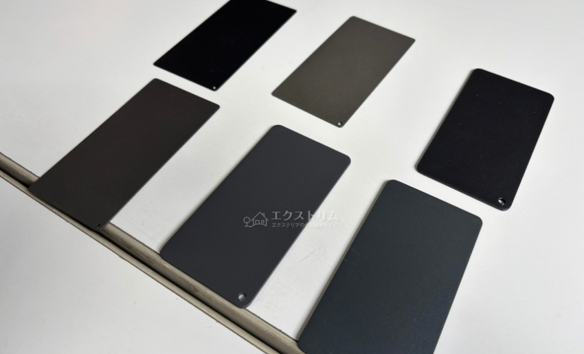 6枚の型材サンプル。どれも未採用ながら、わずかな違いが見える。