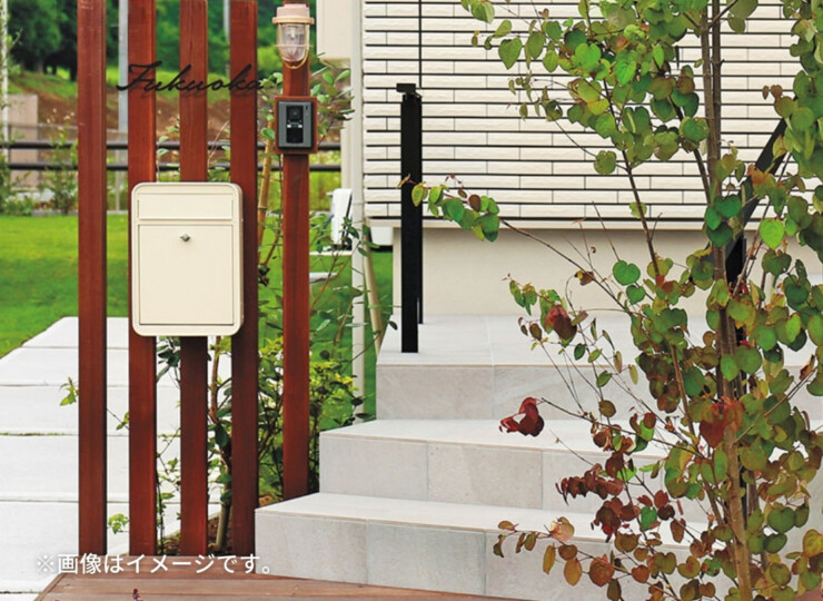 オンリーワン 壁付けポスト ミルク 使用イメージ