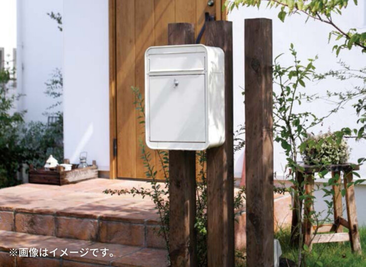 オンリーワン 壁付けポスト ミルク 使用イメージ