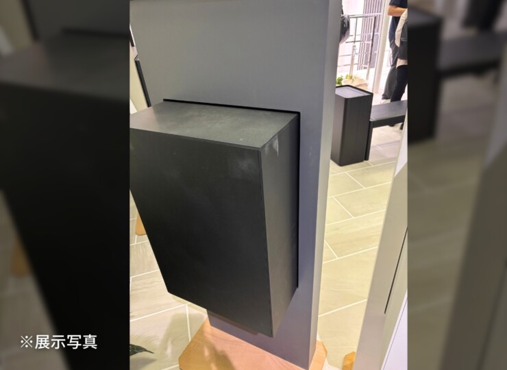 トーシンコーポレーション LED照明付門柱 MONO（モノ）GW-MONO 展示写真