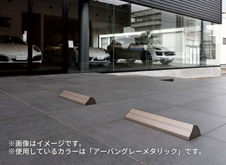 オンリーワンクラブ カーストッパーアルデコール C600シリーズ プレミアムカータイプ 使用イメージ