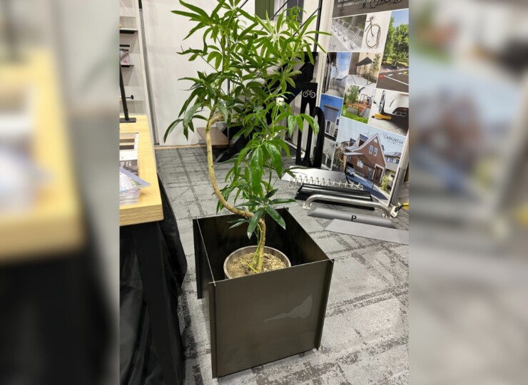 カツデン プラントボックス 鉄鉢（テッパチ）展示写真