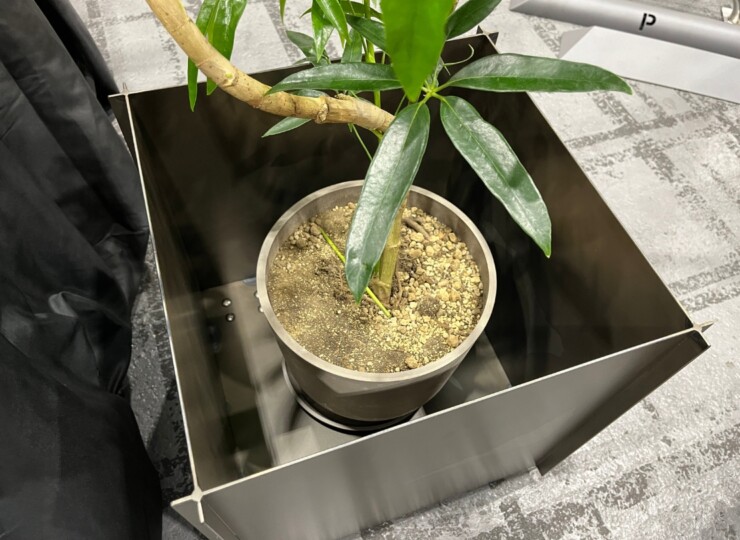 カツデン プラントボックス 鉄鉢（テッパチ）展示写真
