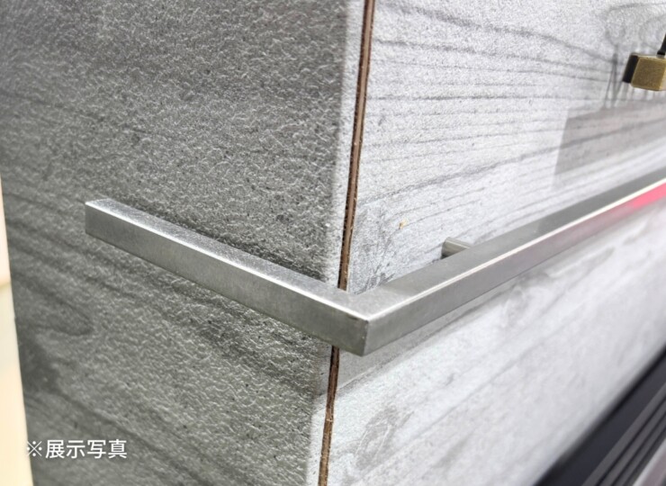 福彫 真鍮表札 スピカ 真鍮切文字&ステンレス SKT-8 展示写真