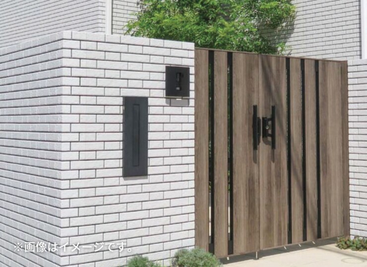 LIXIL スリム縦型ポスト 使用イメージ